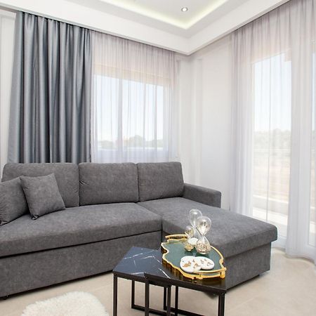 Marane Luxury Suites Nea Moudania Dış mekan fotoğraf