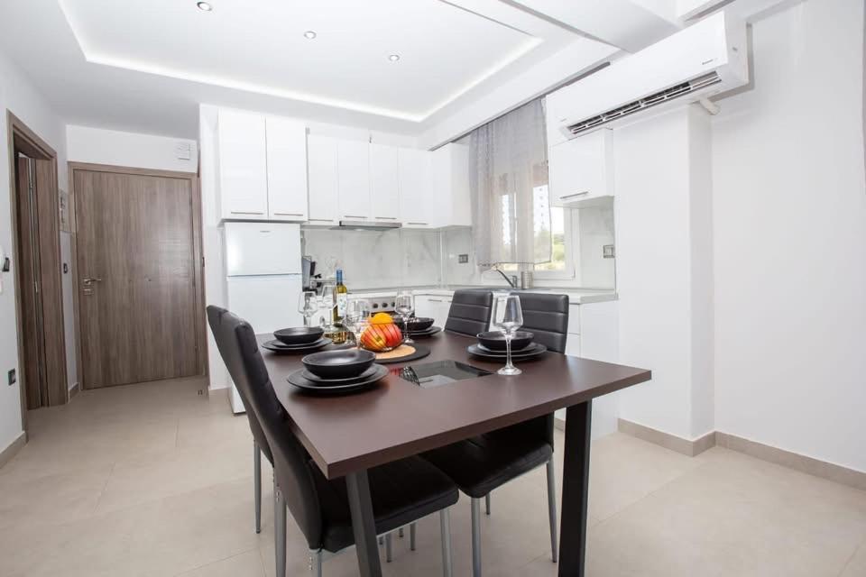 Marane Luxury Suites Nea Moudania Dış mekan fotoğraf
