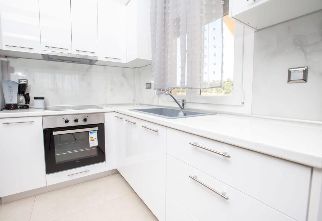 Marane Luxury Suites Nea Moudania Dış mekan fotoğraf