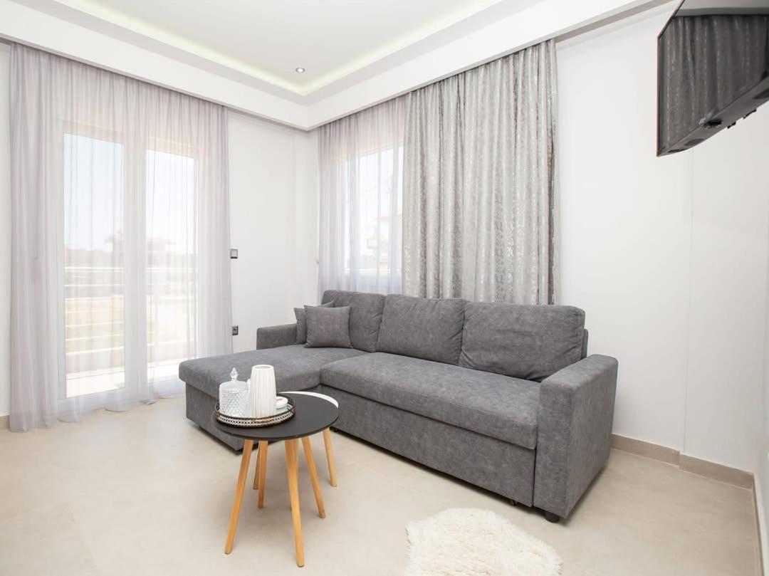 Marane Luxury Suites Nea Moudania Dış mekan fotoğraf