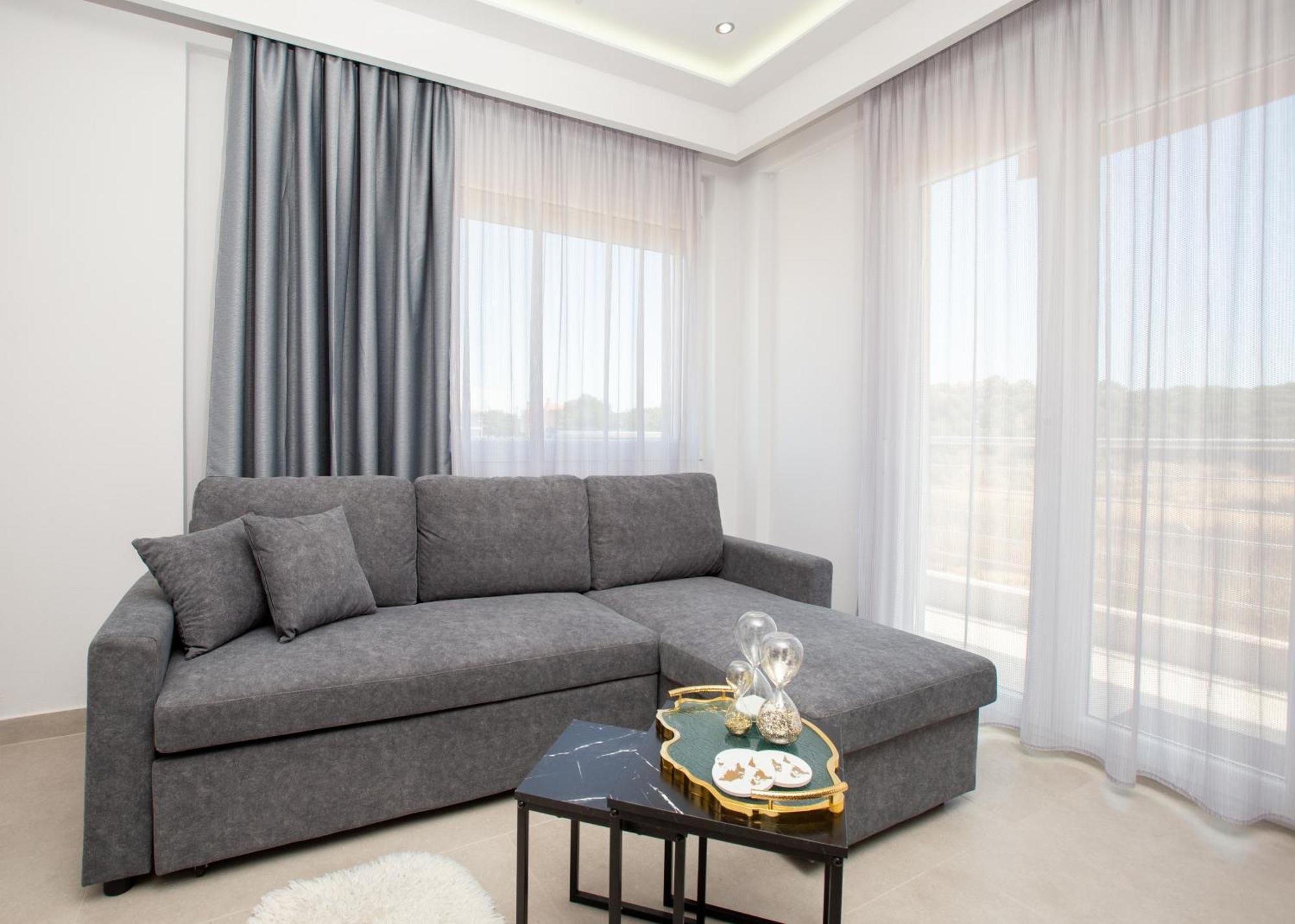 Marane Luxury Suites Nea Moudania Dış mekan fotoğraf